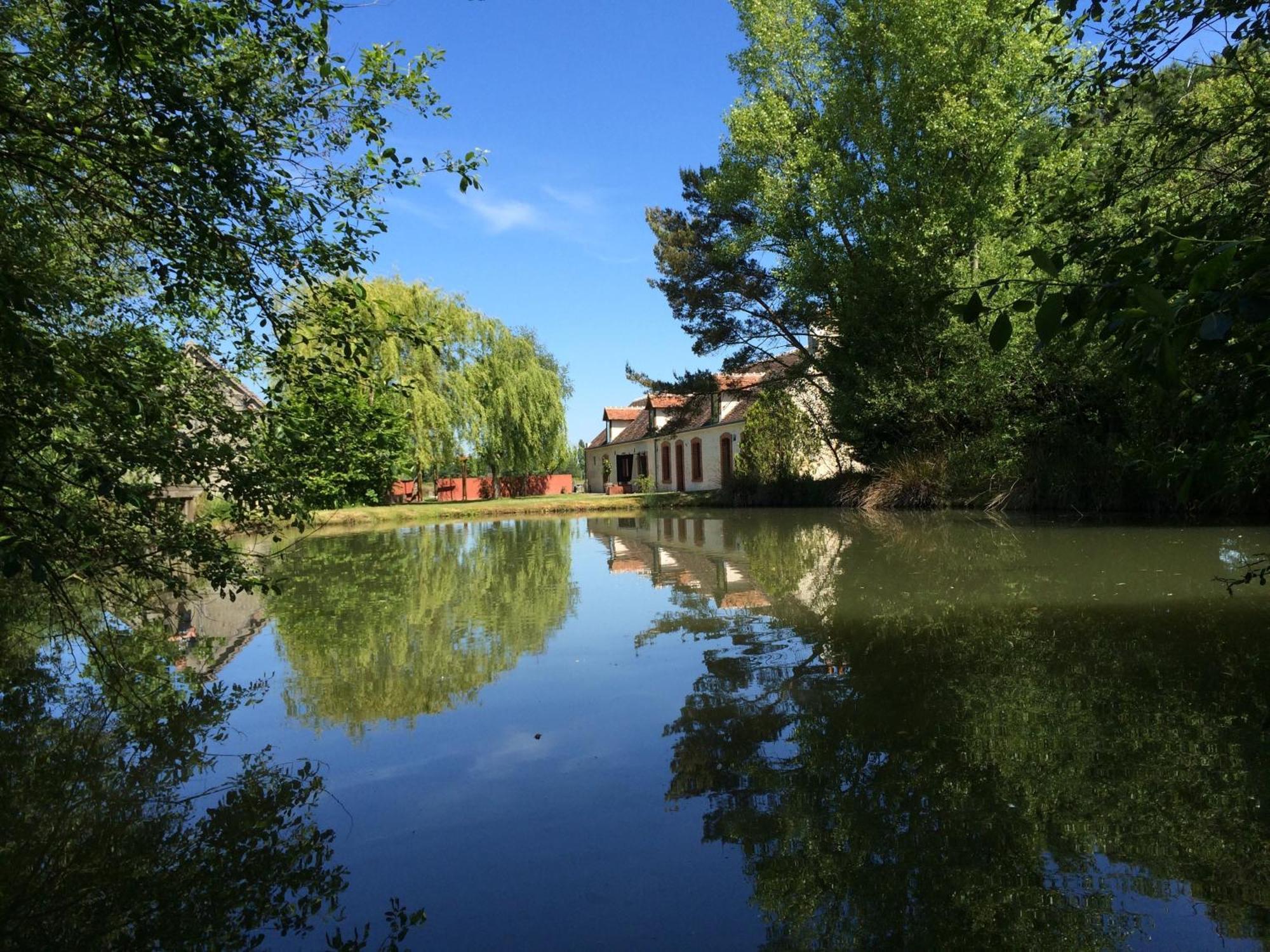 Chambre D'Hotes Le Grand Fourneau Lassay-sur-Croisne Екстериор снимка